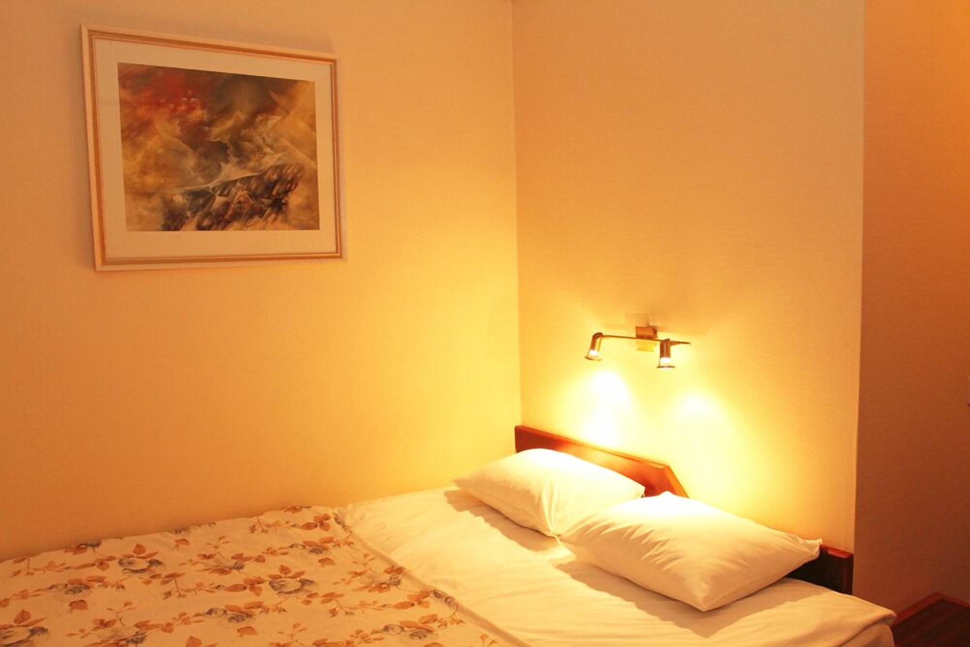 Hotel Victoria Pärnu Eksteriør billede