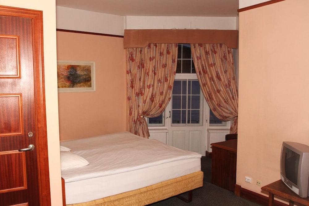 Hotel Victoria Pärnu Eksteriør billede