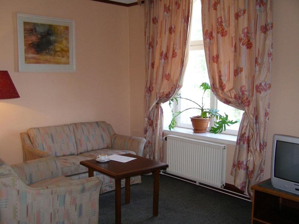 Hotel Victoria Pärnu Eksteriør billede