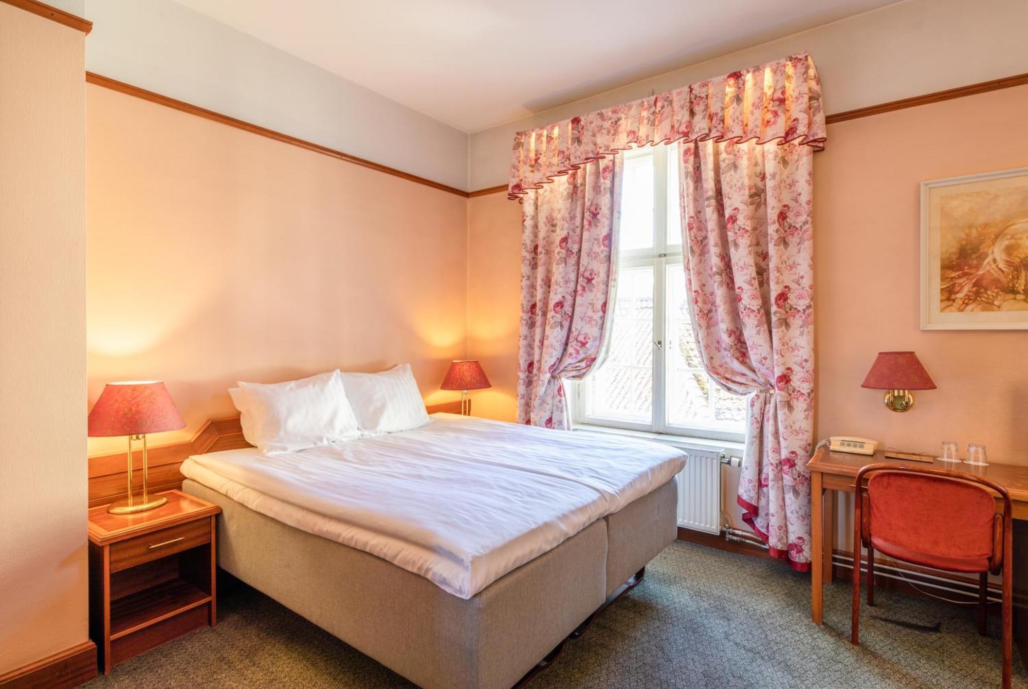 Hotel Victoria Pärnu Eksteriør billede