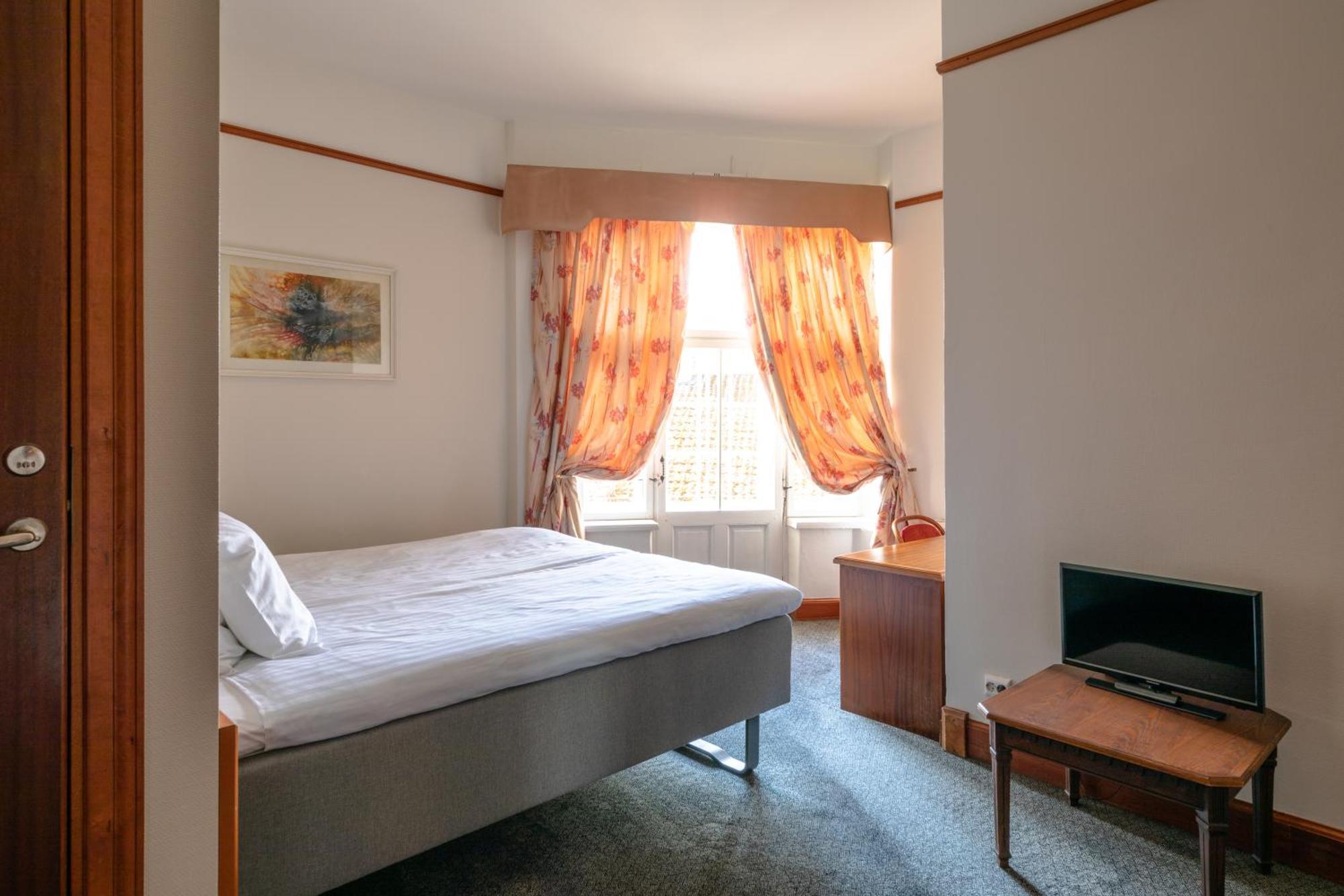Hotel Victoria Pärnu Eksteriør billede