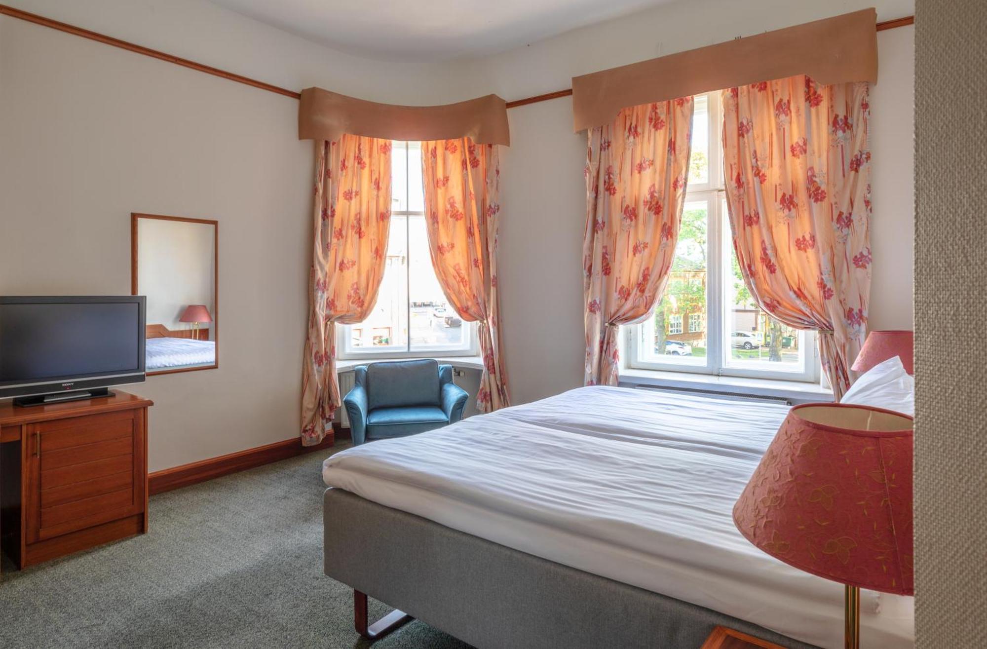 Hotel Victoria Pärnu Eksteriør billede