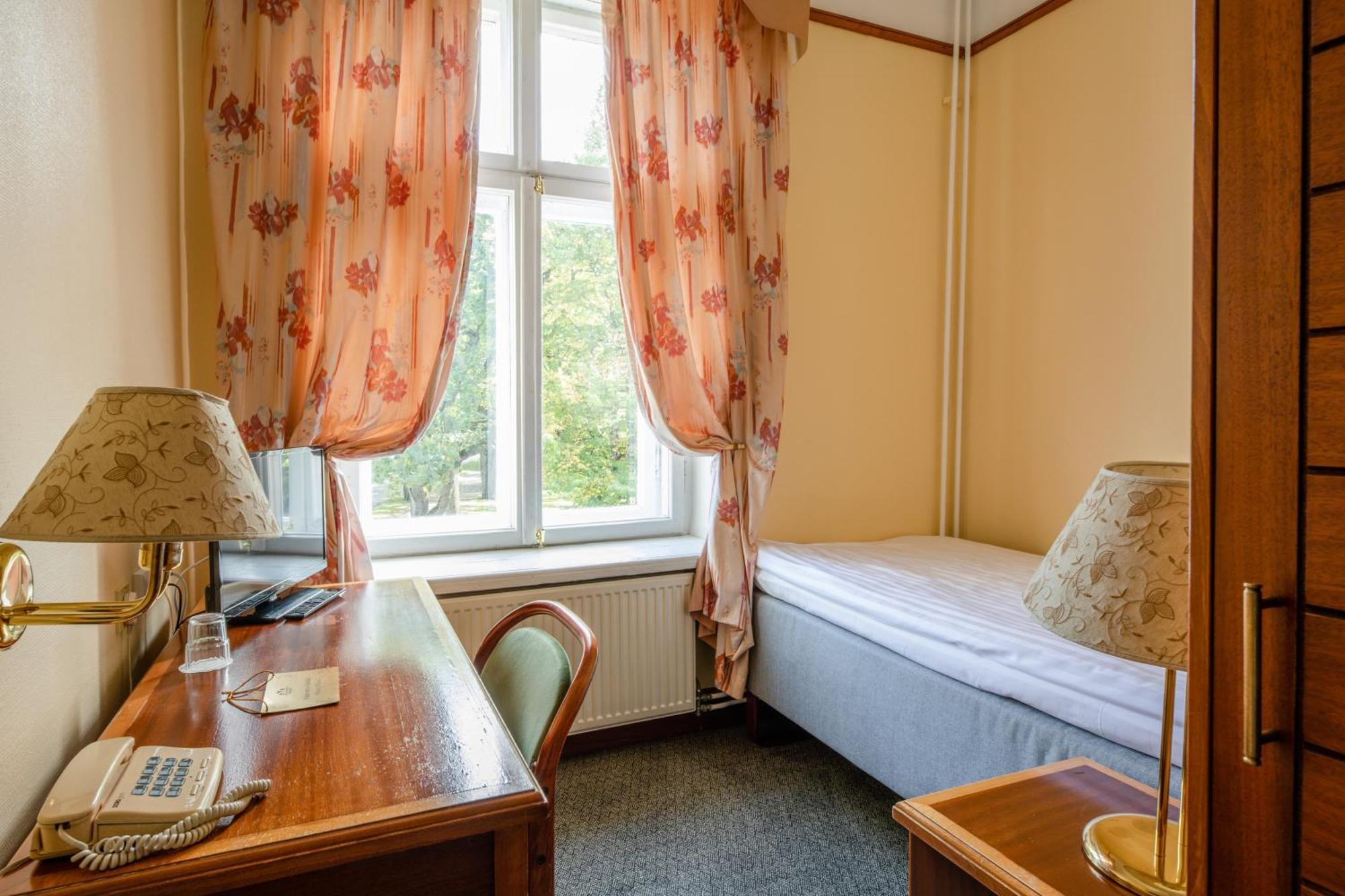 Hotel Victoria Pärnu Eksteriør billede