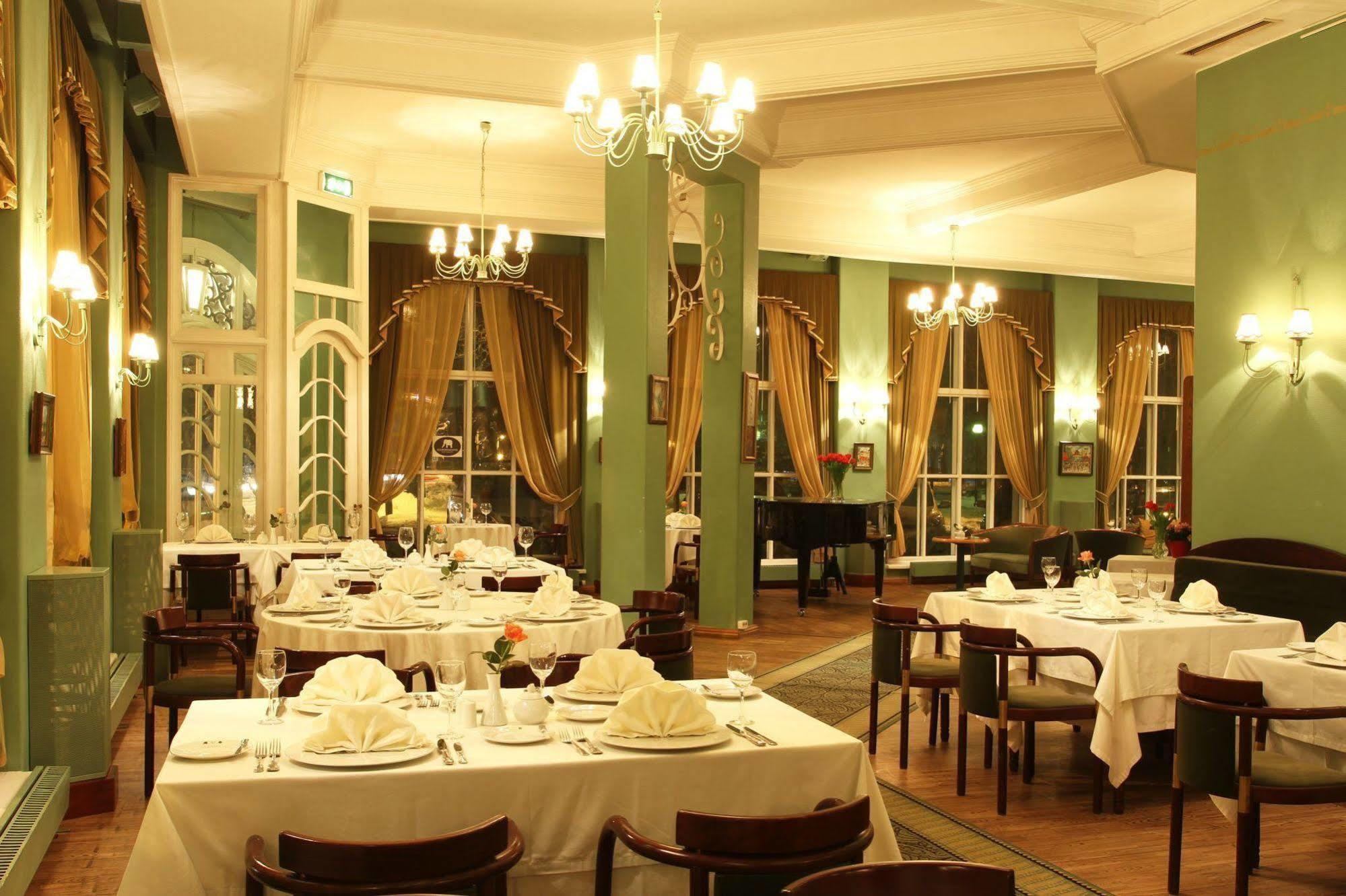 Hotel Victoria Pärnu Eksteriør billede
