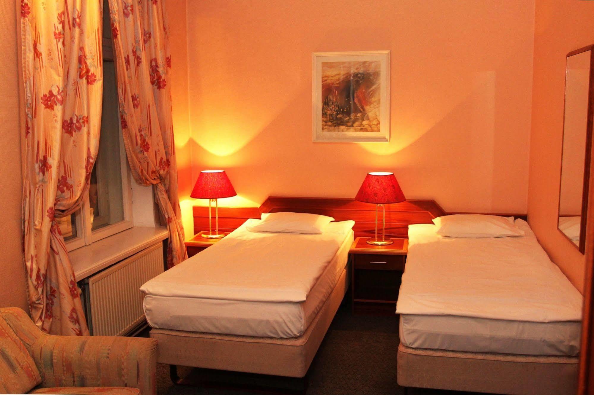 Hotel Victoria Pärnu Eksteriør billede