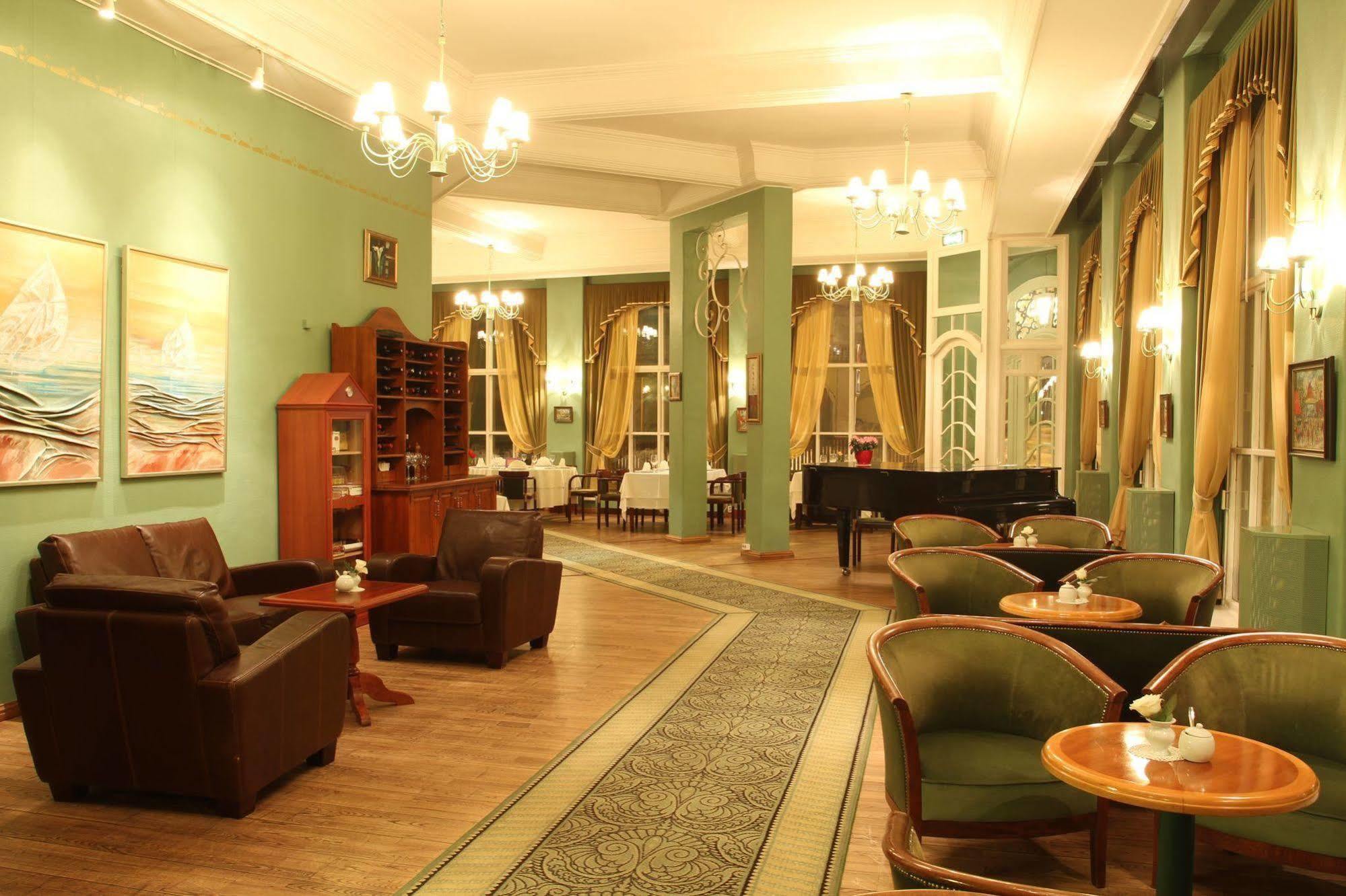 Hotel Victoria Pärnu Eksteriør billede