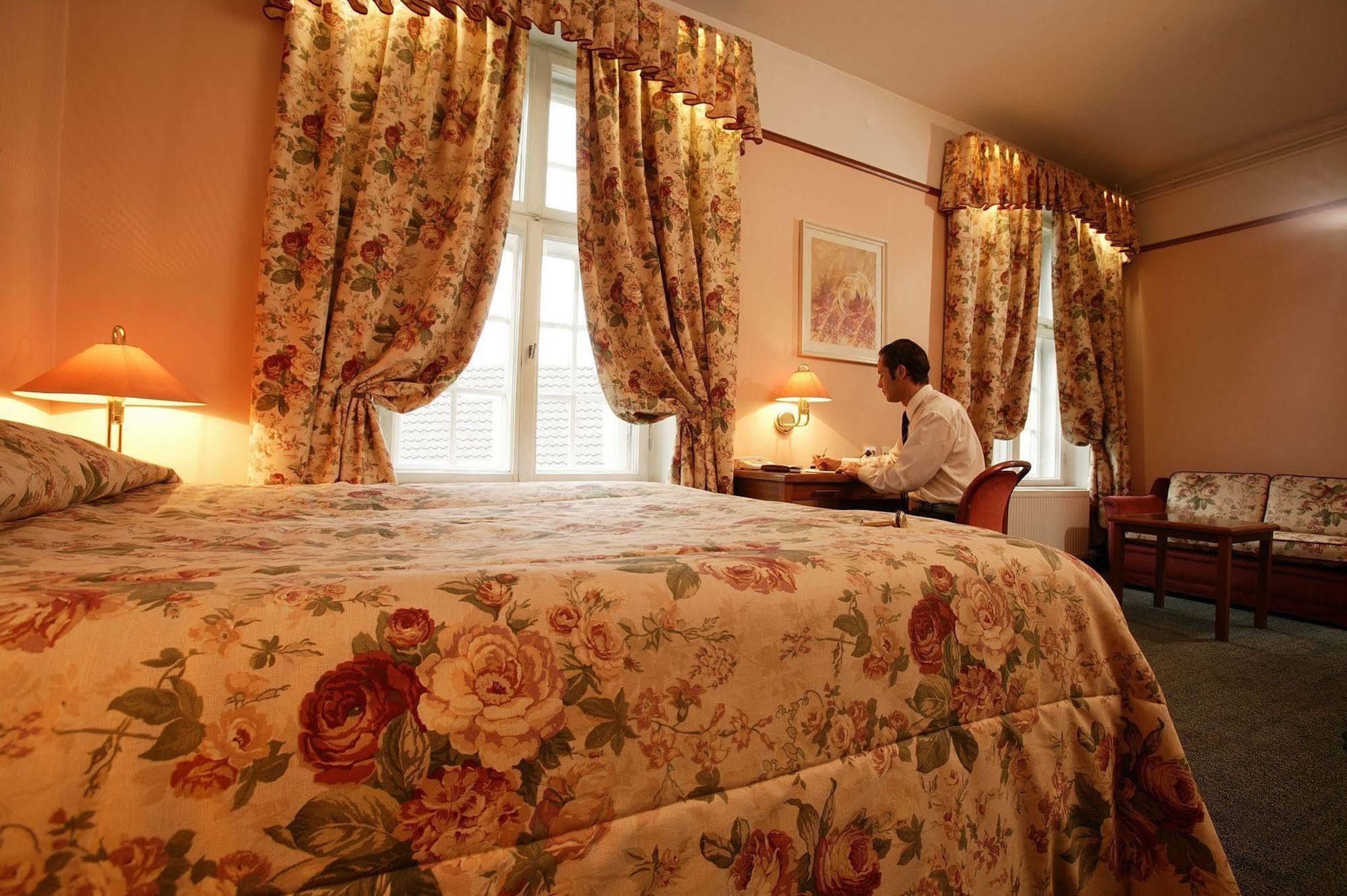 Hotel Victoria Pärnu Eksteriør billede